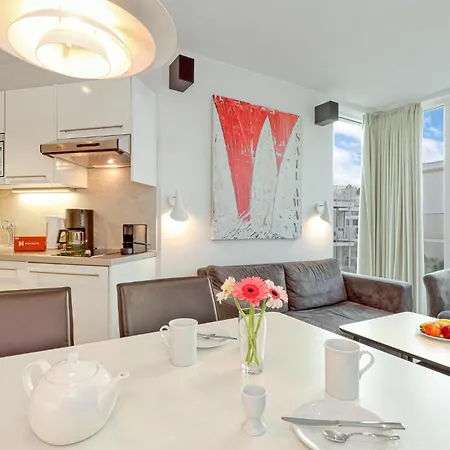 Duenenvilla 19, Whg 1 *